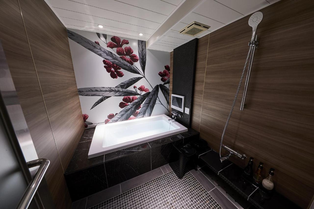 Hotel Sen (Adults Only) Осака Екстер'єр фото